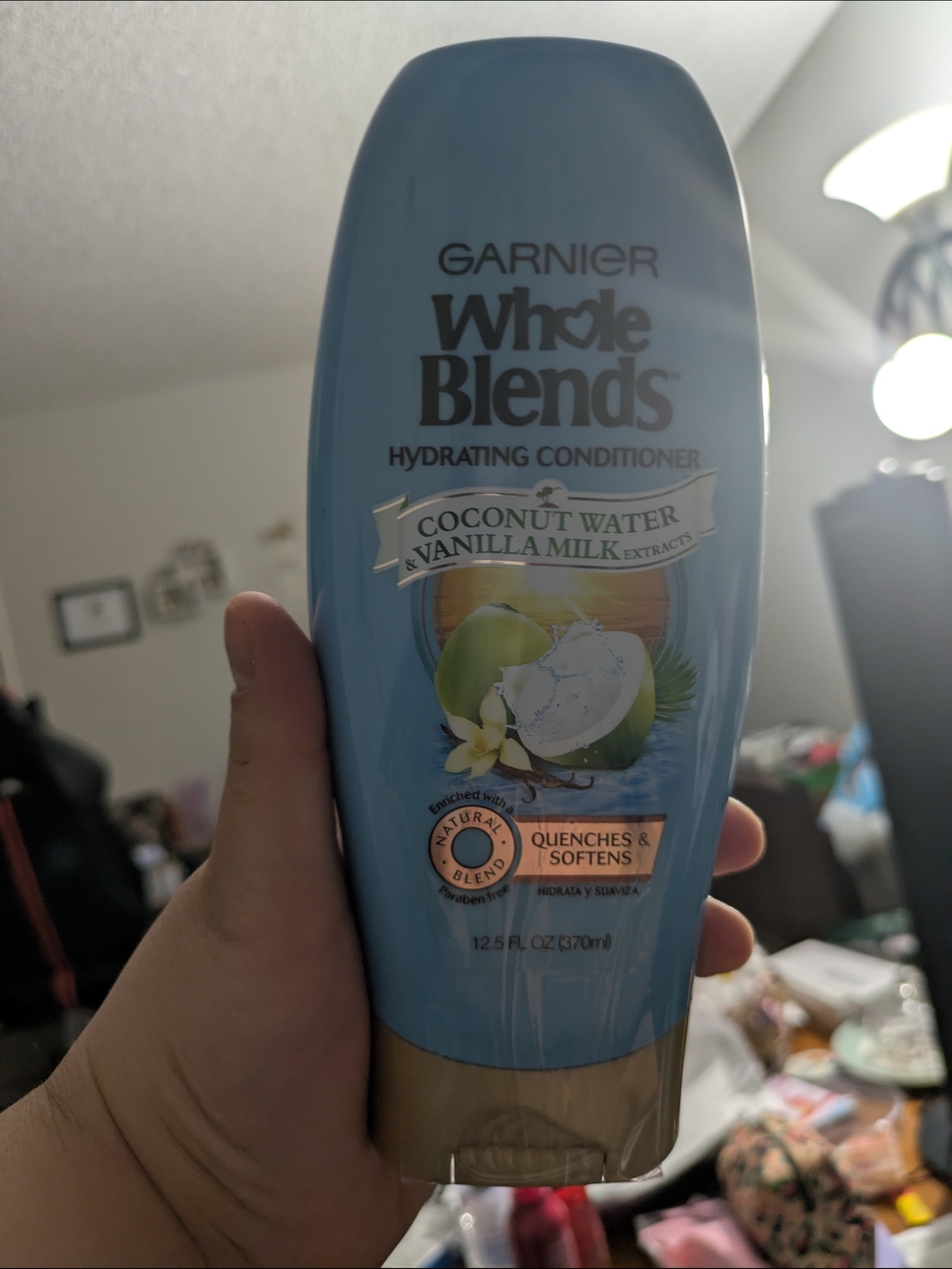 Garnier Whole Blends Hydrating Conditioner - Light Blue and Gold Accents